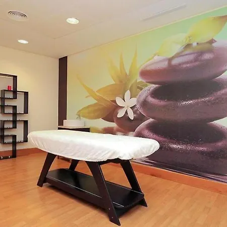 Appartement Luxury 2 Bedroom Sauna Gym Pools Jacuzzi Marbellac
